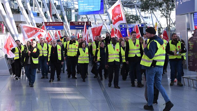 Streik Düsseldorf Flughafen Ursachen, Folgen und Strategien